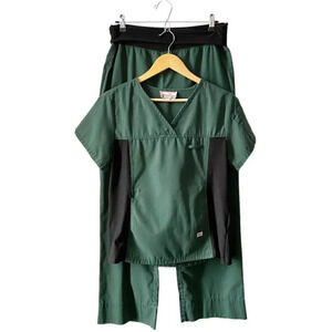 Professional Choice Scrubs Body Flex Top Foldover Pants Green Black Small